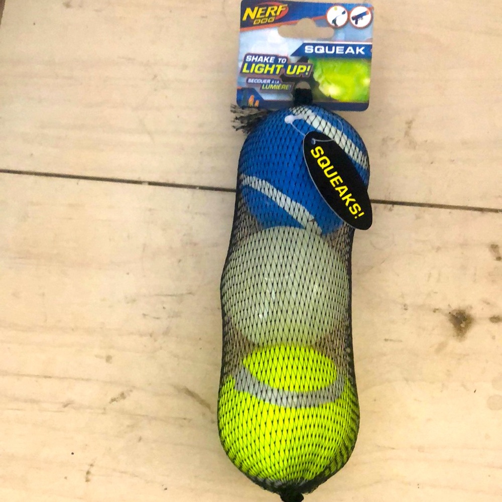 Set of 3 Nerf  dog squeaky, light up play balls
